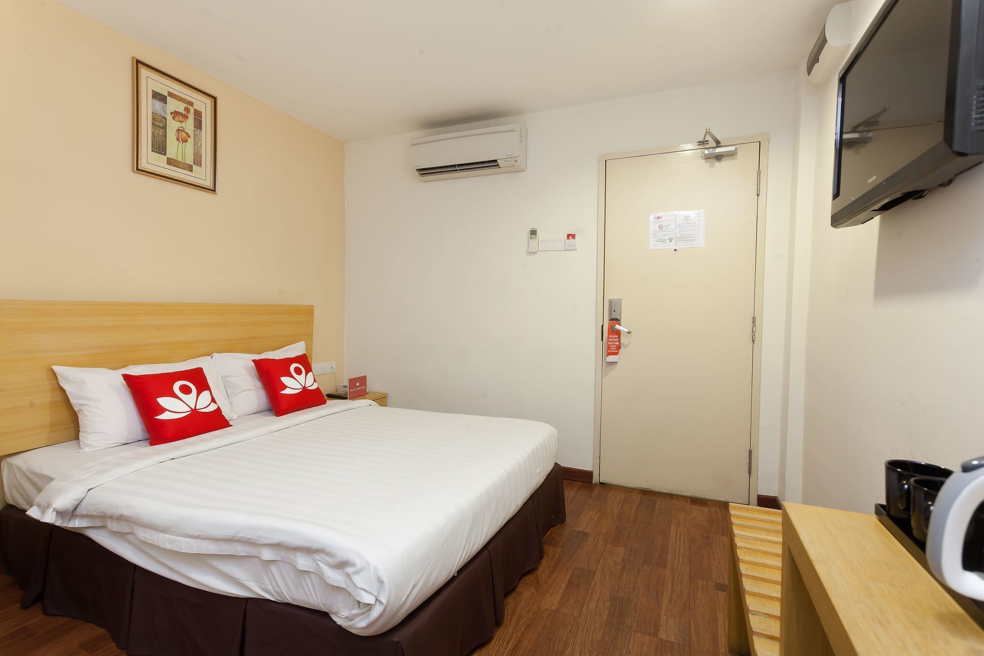 Zen Rooms Opposite Ymca Kuala Lumpur Exterior photo